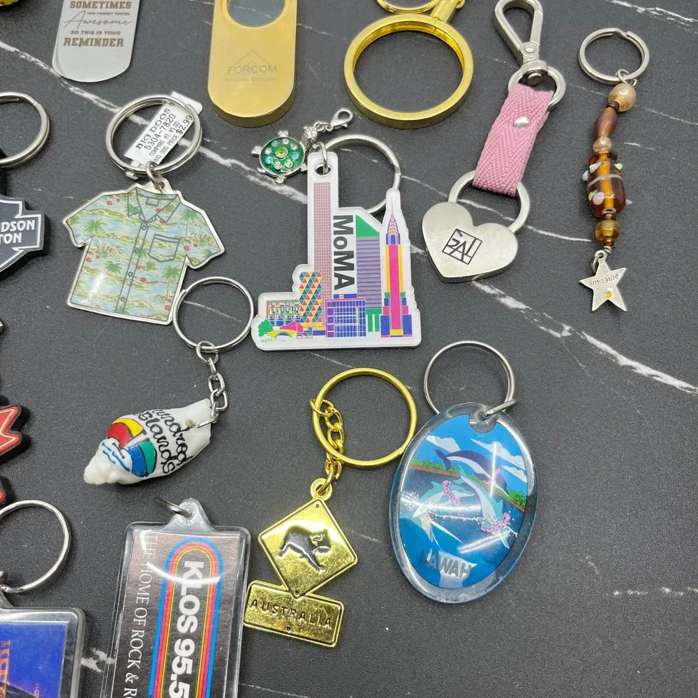 Bulk Wearable Jewelry Lot 32 Pcs Souvenir Keychains Mixed Styles Resale Costume